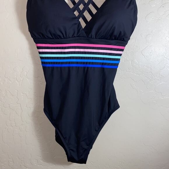 La Blanca Spectrum Multi Strap Cross Back One Piece  swimsuit - Picture 4 of 9